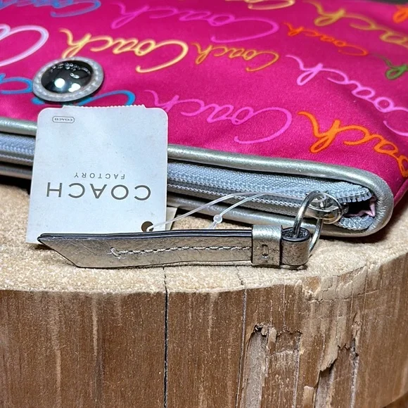 *NWT* *RARE* COACH Script Large Chubby Bag - Picture 4 of 10